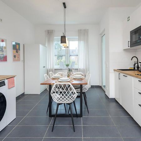 Olive Apartments - 2X Kingsize Betten - Sehr Zentral Leverkusen Eksteriør bilde